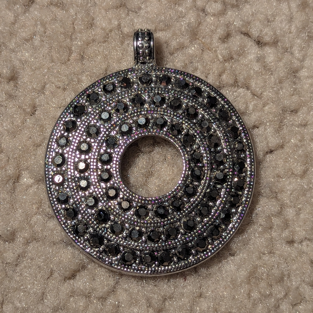 Premier Designs Marcasite necklace pendant